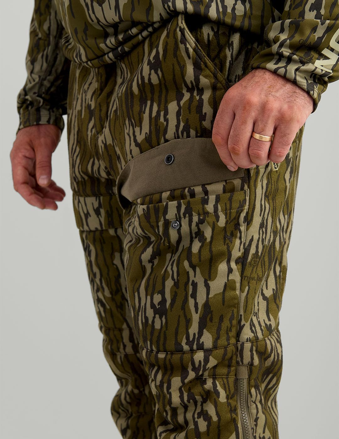 Nomad Men's Nomad Harvester Vx3 Pant, Insulated, Wind-Resistant, and Quiet Hunting Pants for Cold-Weather Performance